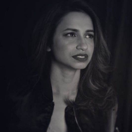 ENTER LUCKY GIRL SYNDROME